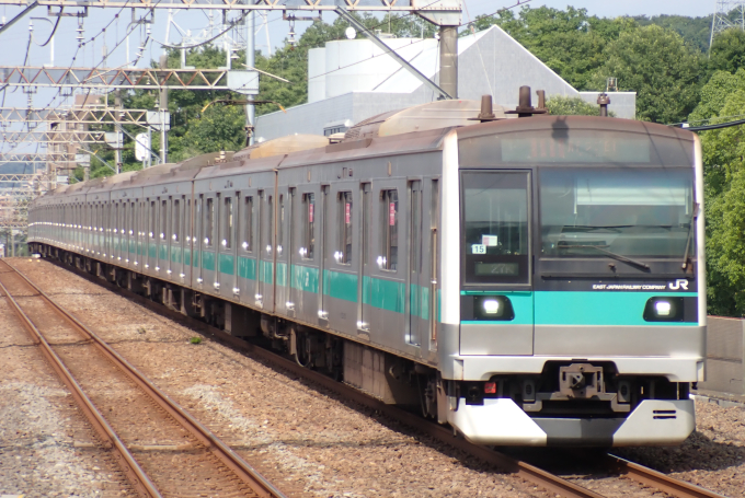 E233系2000番代の車両写真