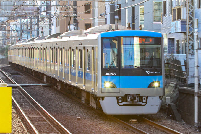 4000形の車両写真