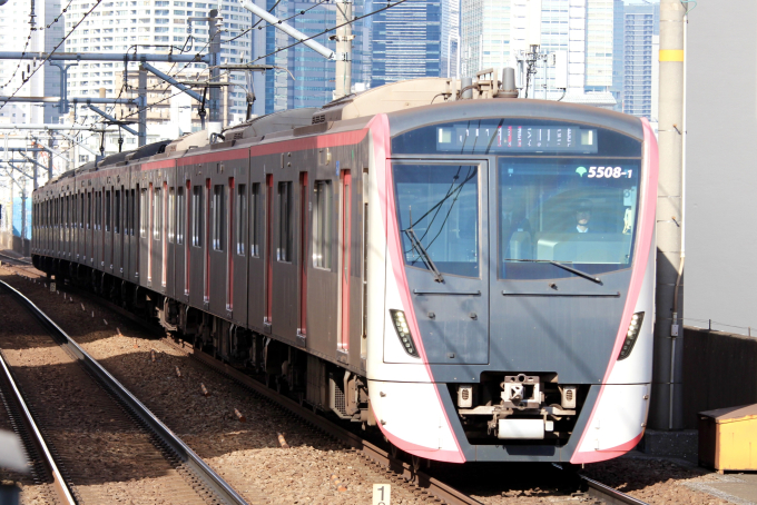 5500形の車両写真