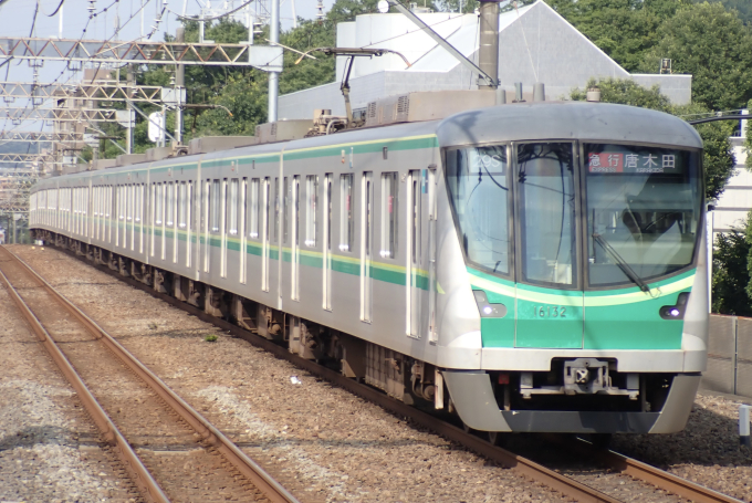 16000系の車両写真