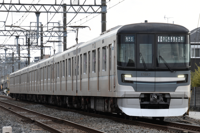 13000系の車両写真